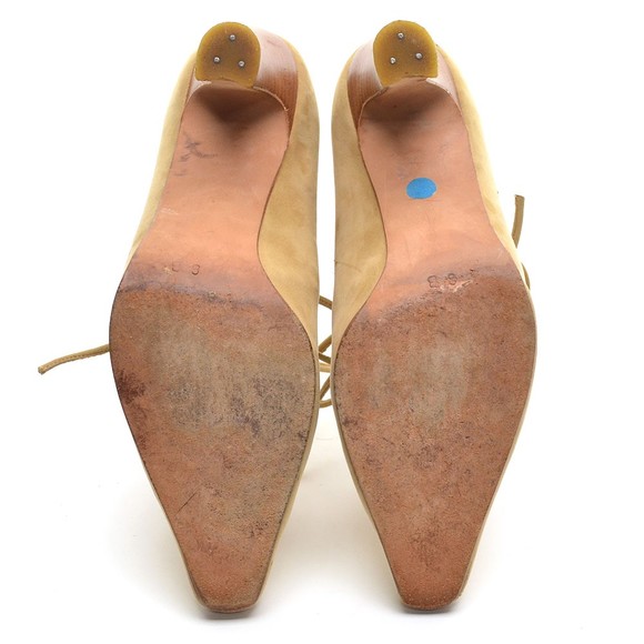 Annie Lago Tan Suede Almond Toe Lace Up Pumps 8 B - Picture 6 of 8